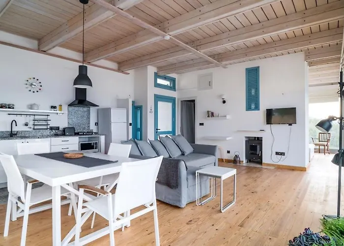 Casa de Férias Urla Seaside House Ildiri