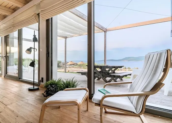 Urla Seaside House *